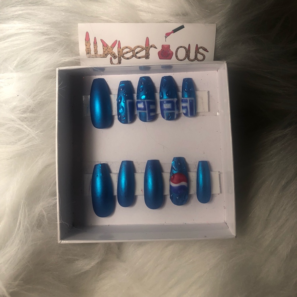 10 piece press on nails